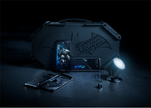 腾讯ROG游戏手机6蝙蝠侠典藏限量版上市搭载联发科天玑9000+