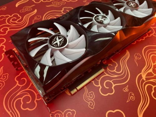 律動炫光，致強性能 耕升 GeForce RTX 4080 炫光 SOC性能解禁 DLSS 3大幅提升游戲性能