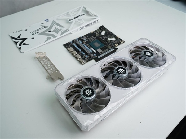 影馳 GeForce RTX 4070 星曜 OC，與DLSS 3共戰(zhàn)流暢2K光追 體驗(yàn)