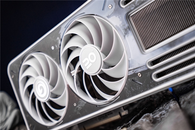 《黑神話：悟空》不欺天命！影馳 GeForce RTX 4070 Ti SUPER 特別紀念版登場！