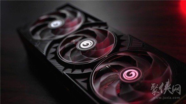 支持DLSS4，从“新”出发|影驰GeForce RTX 5080金属大师OC系列测评