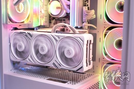 支持DLSS4，从“新”出发|影驰GeForce RTX 5080金属大师OC系列测评